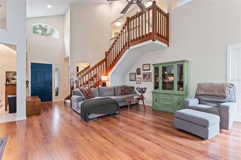 3274 Montrose Cir, Palm Harbor, FL 34684