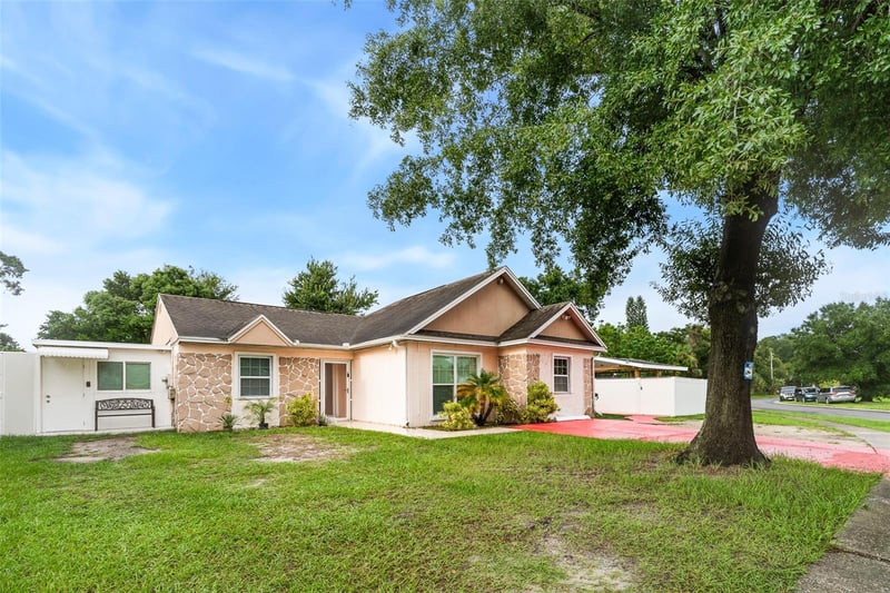 8903 Camino Villa, Tampa, FL 33635