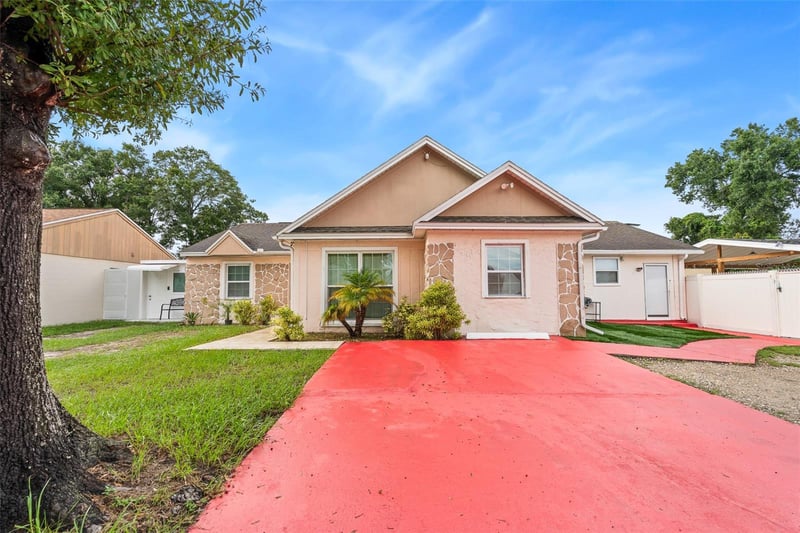 8903 Camino Villa, Tampa, FL 33635