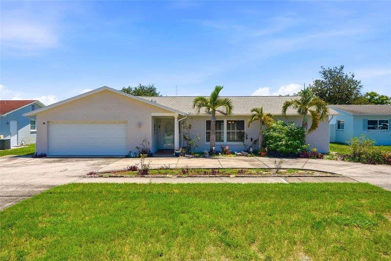 13219 Ridge Rd, Largo, FL 33778
