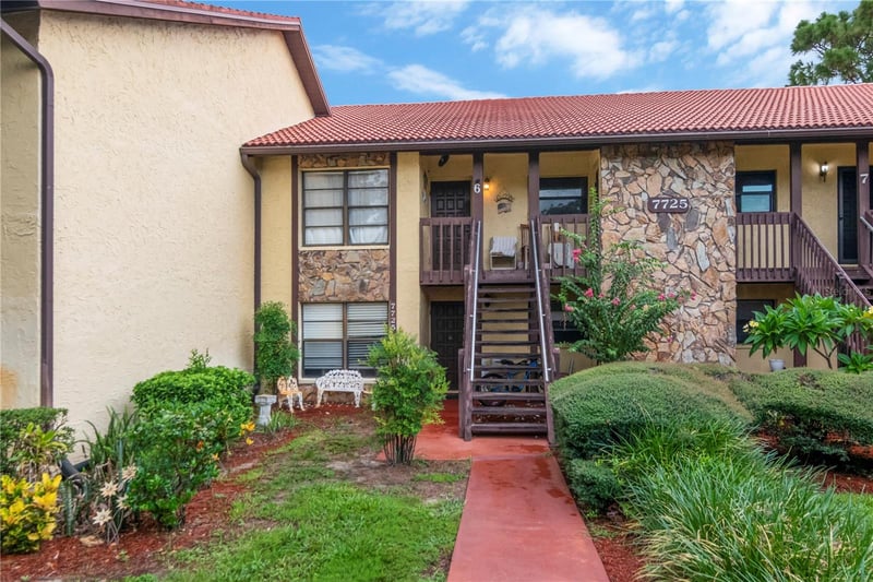 7725 Forest Trl #2, Port Richey, FL 34668