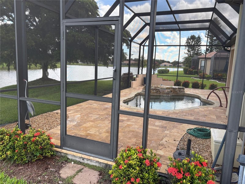 8053 Stirling Falls Cir, Sarasota, FL 34243