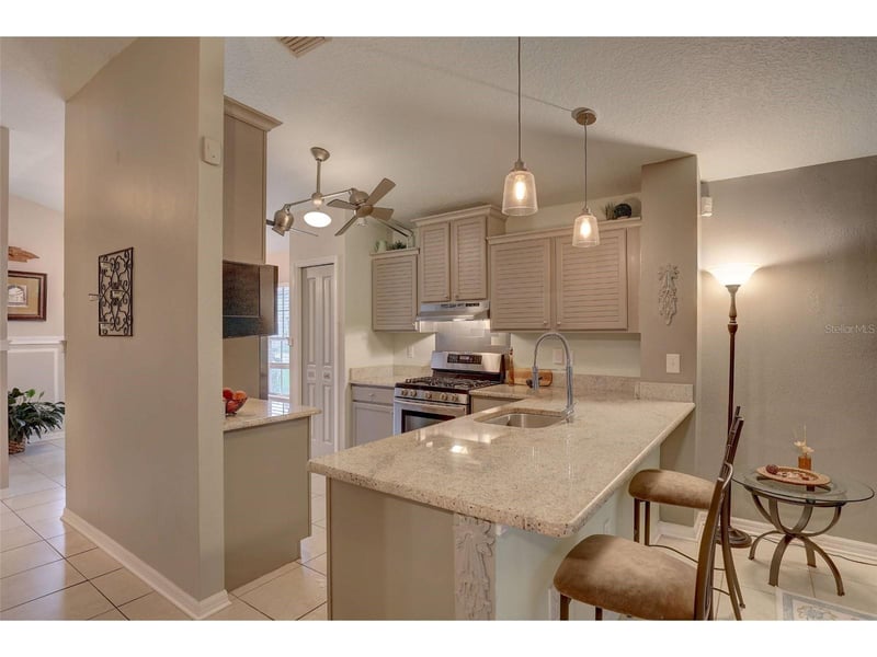 8252 Crescent Moon Dr, New Port Richey, FL 34655