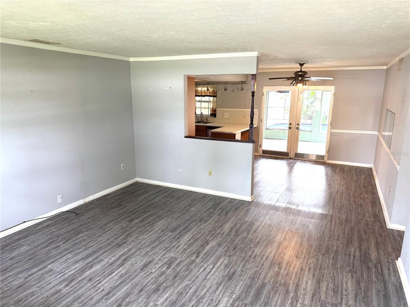 1312 Taylor Rd, Brandon, FL 33510