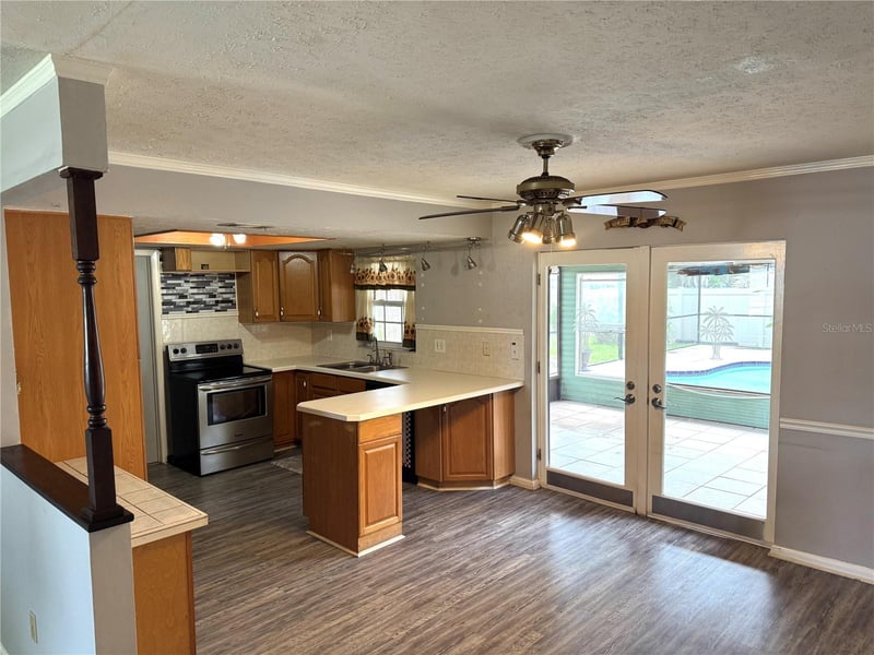 1312 Taylor Rd, Brandon, FL 33510