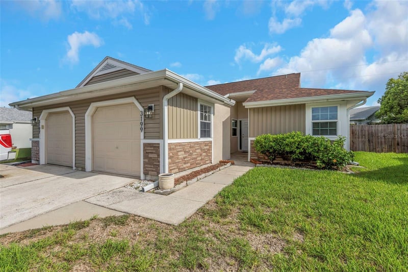 3199 Phlox Dr #214, Palm Harbor, FL 34684