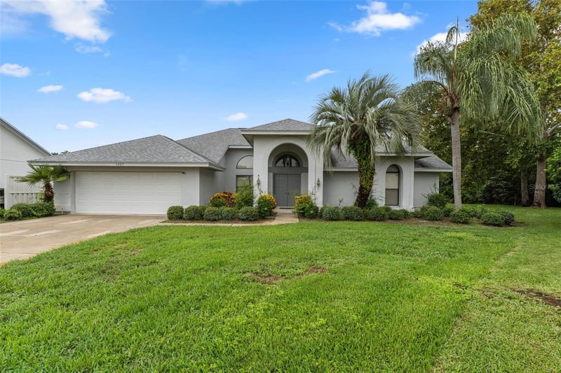 3225 Glenwood Cir, Holiday, FL 34691