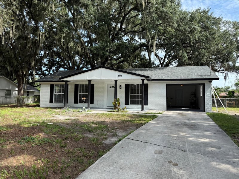 3008 Oakview Ln, Plant City, FL 33566