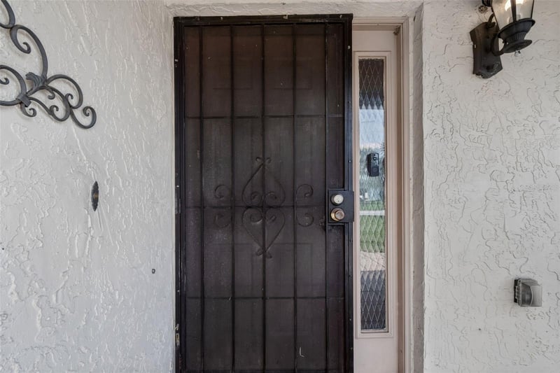 10326 Out Island Dr, Tampa, FL 33615