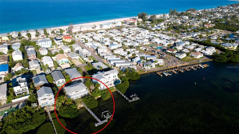 2512 Avenue A, Bradenton Beach, FL 34217