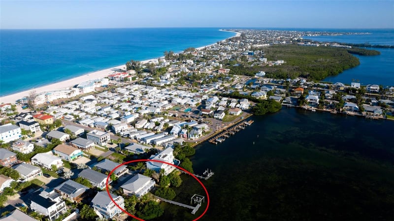 2512 Avenue A, Bradenton Beach, FL 34217