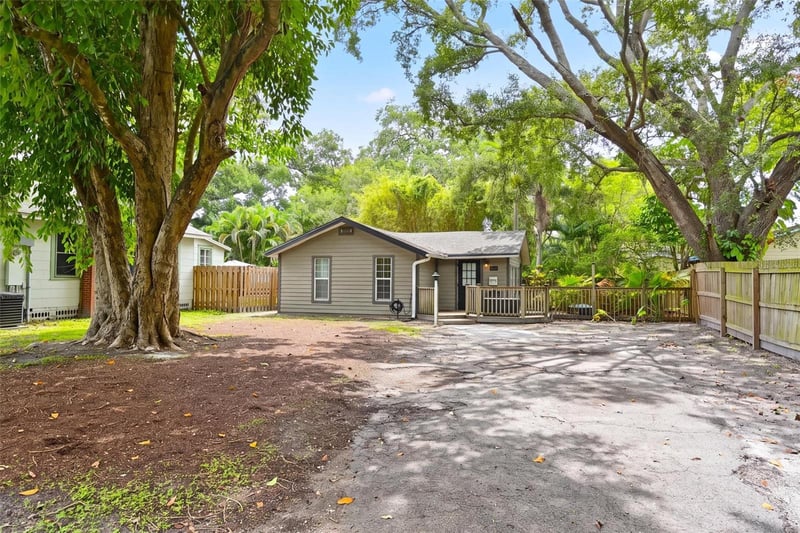 2212 11th Ave, Bradenton, FL 34205