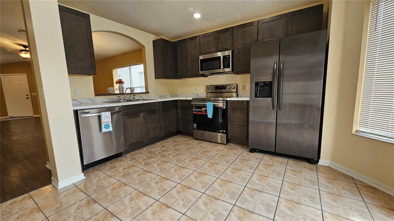12629 Evington Point Dr, Riverview, FL 33579