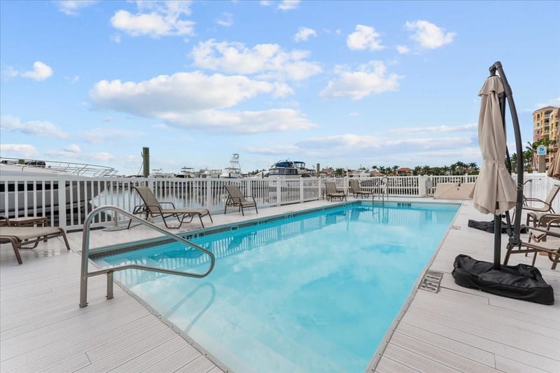 102 Riviera Dunes Way #S-11, Palmetto, FL 34221