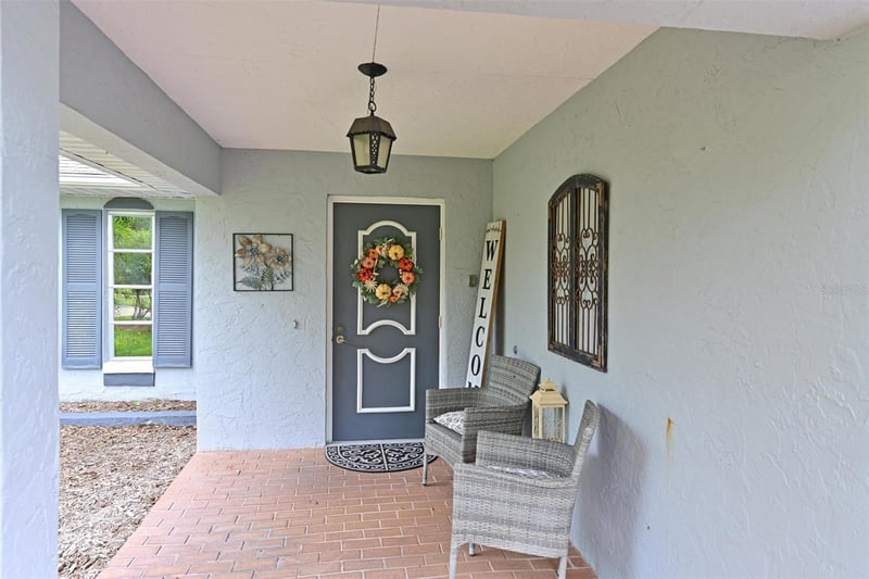 811 Alderwood Way, Sarasota, FL 34243