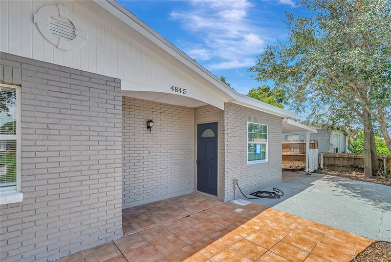 4845 San Pablo Pl, Tampa, FL 33634