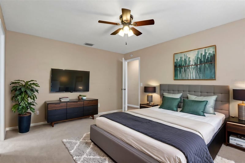 1628 Baker Rd, Lutz, FL 33559