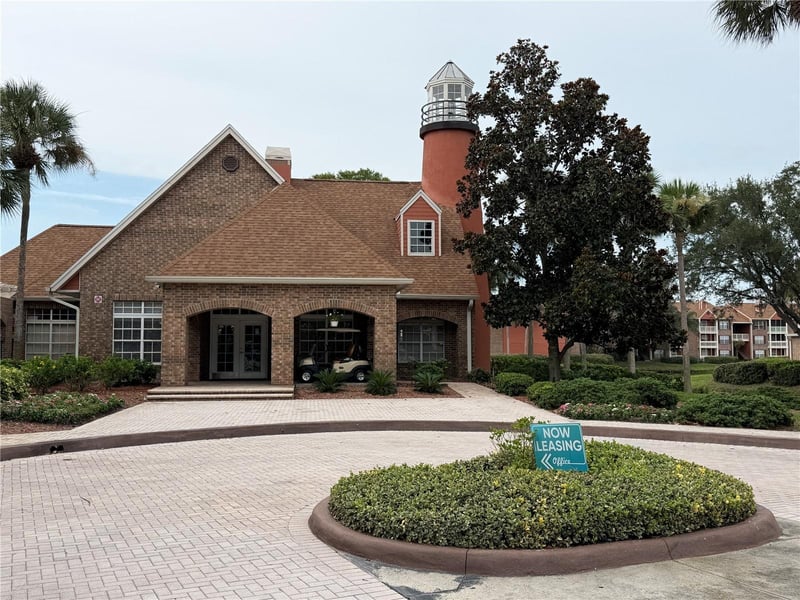 10200 Gandy Blvd N #512, St Petersburg, FL 33702