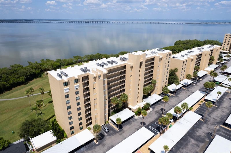 2618 Cove Cay Dr #702, Clearwater, FL 33760