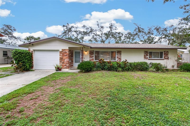 11373 67th Ave, Seminole, FL 33772