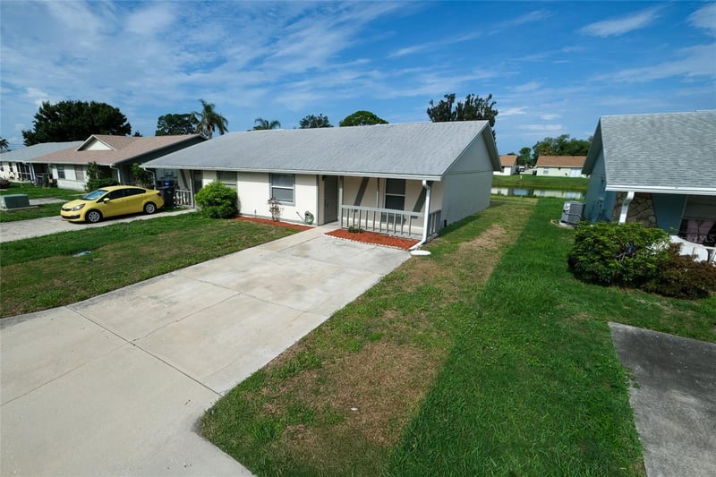 4304 78th St #54, Bradenton, FL 34209