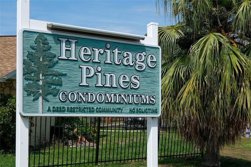 4304 78th St #54, Bradenton, FL 34209