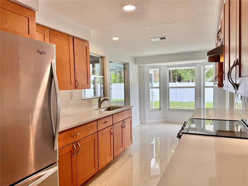 8228 Constance Dr, Sarasota, FL 34243