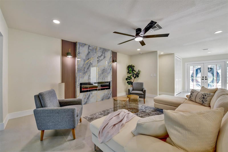 207 Dunbridge Dr, Palm Harbor, FL 34684