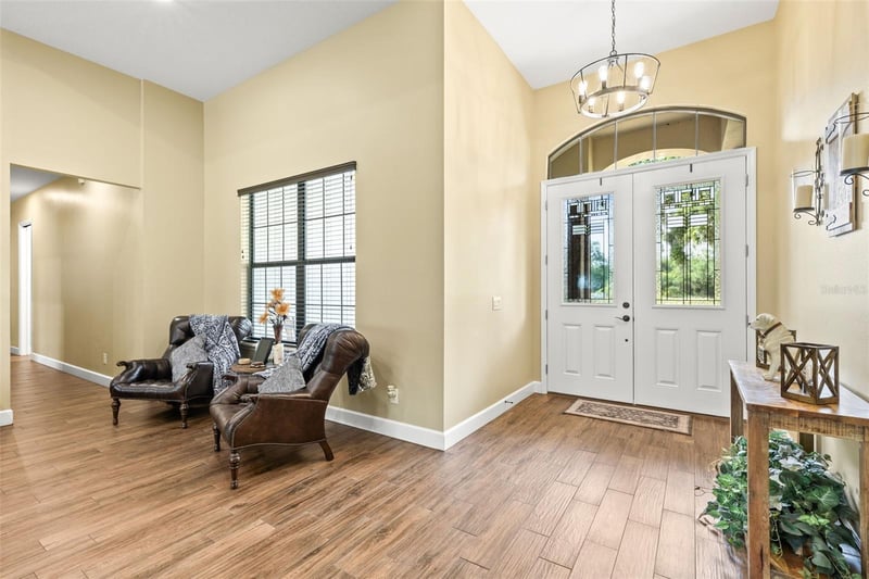 5319 Trapnell Rd, Dover, FL 33527