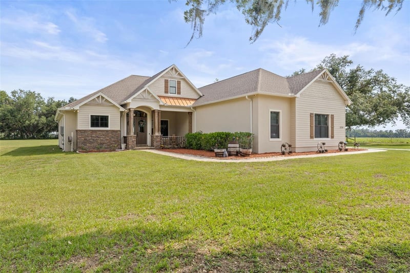 5319 Trapnell Rd, Dover, FL 33527