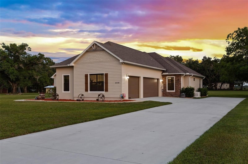 5319 Trapnell Rd, Dover, FL 33527