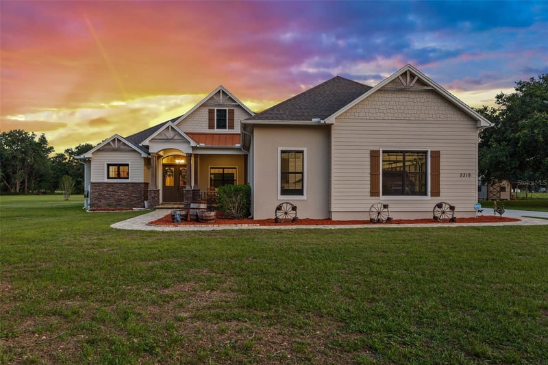 5319 Trapnell Rd, Dover, FL 33527