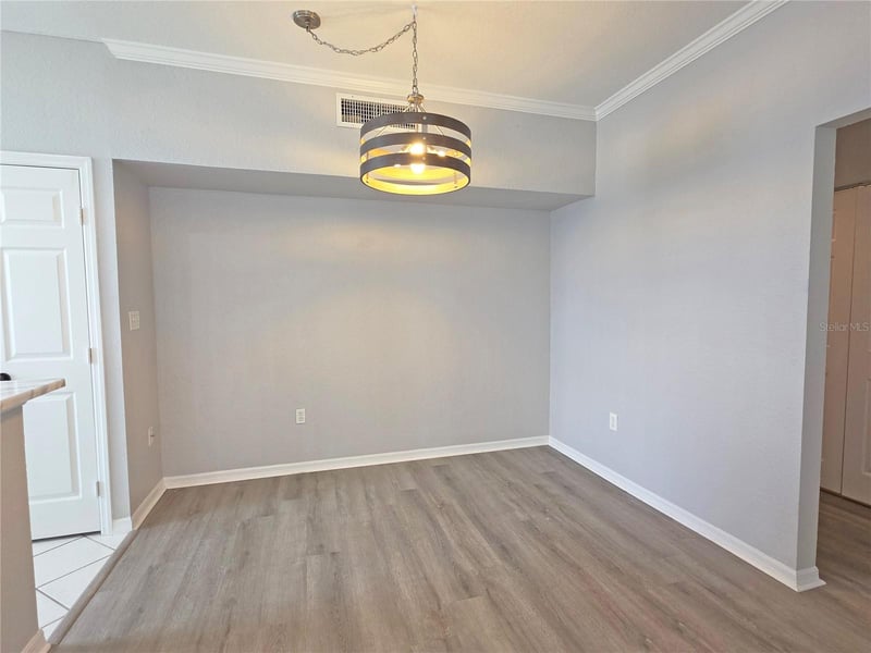 9018 Lake Chase Island Way #9018, Tampa, FL 33626