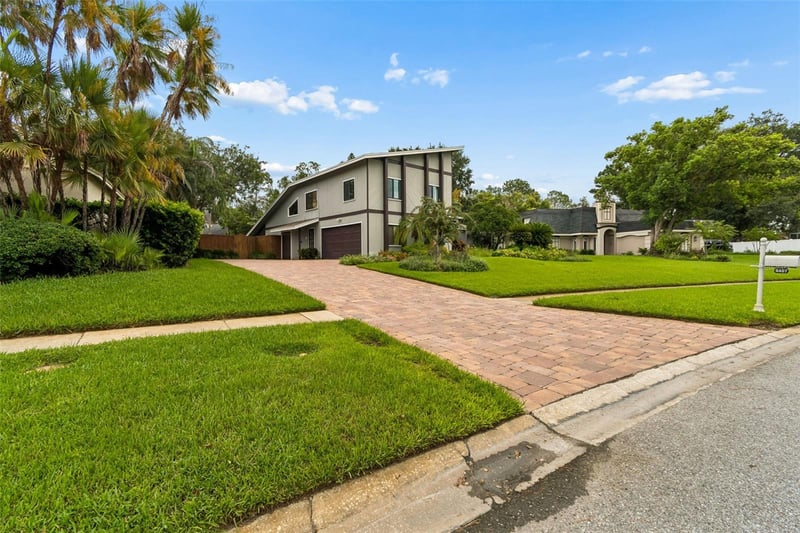 4407 Carrollwood Village Dr, Tampa, FL 33618