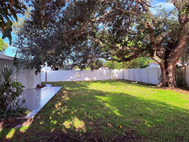 5919 33rd Ave, St Petersburg, FL 33710