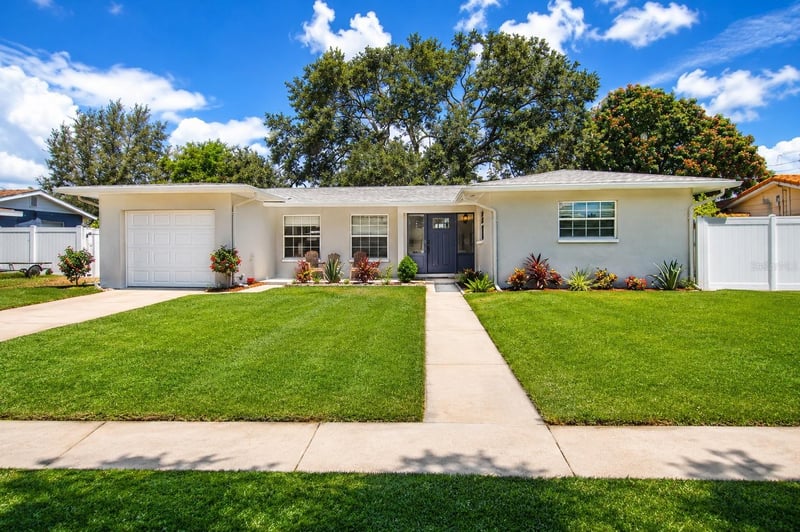 5919 33rd Ave, St Petersburg, FL 33710