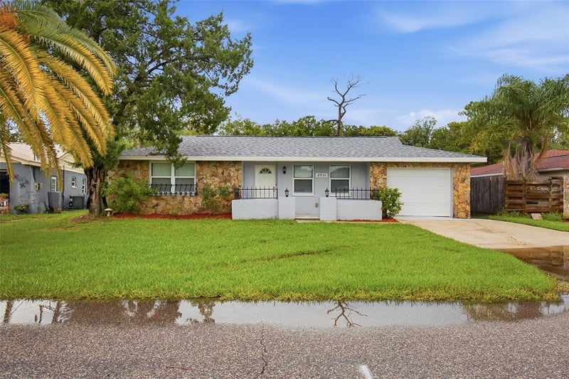 8531 Horizon Ln, Hudson, FL 34667