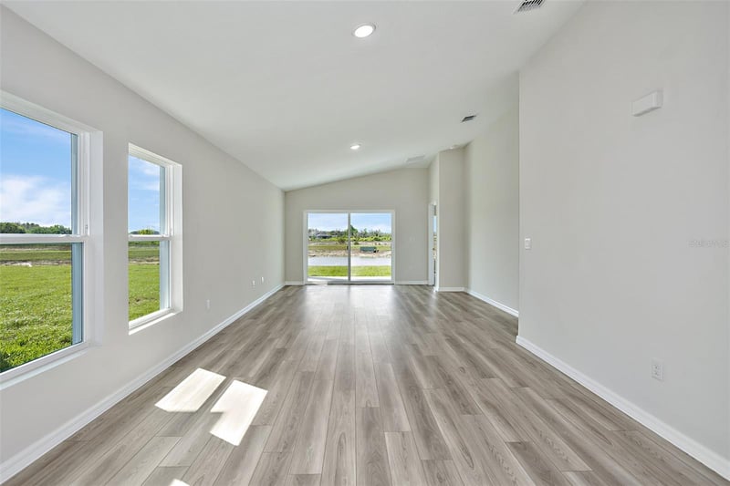15204 Maude Landing Loop, Wimauma, FL 33598