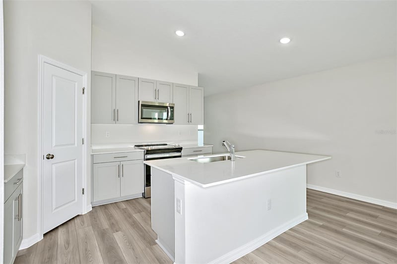 15204 Maude Landing Loop, Wimauma, FL 33598