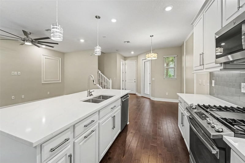 5150 San Martino Dr, Wesley Chapel, FL 33543