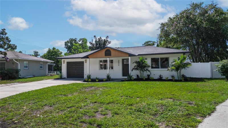 3272 54th St N, St Petersburg, FL 33710