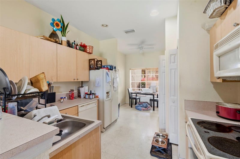 11082 Winter Crest Dr, Riverview, FL 33569