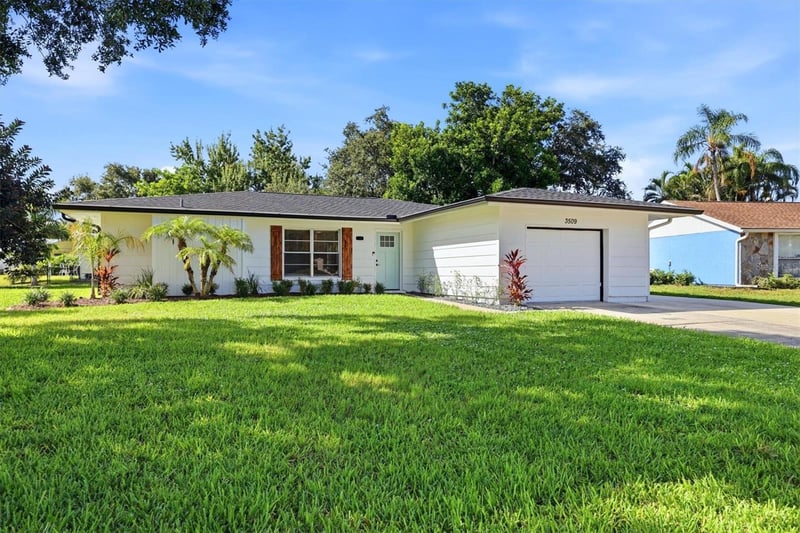 3509 64th St, Bradenton, FL 34209