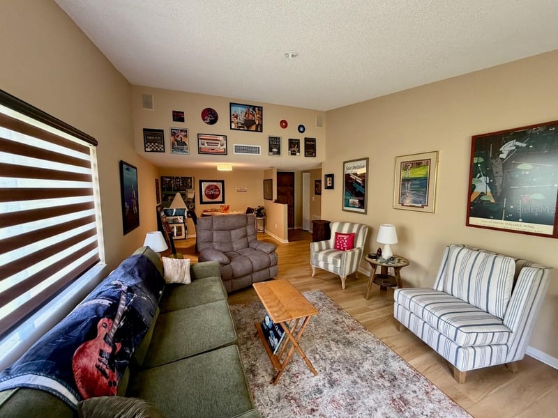 13604 Village Dr #314, Tampa, FL 33618