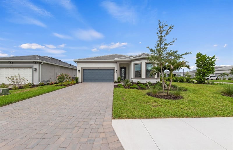 5006 Golden Shore Ct, Lakewood Ranch, FL 34211