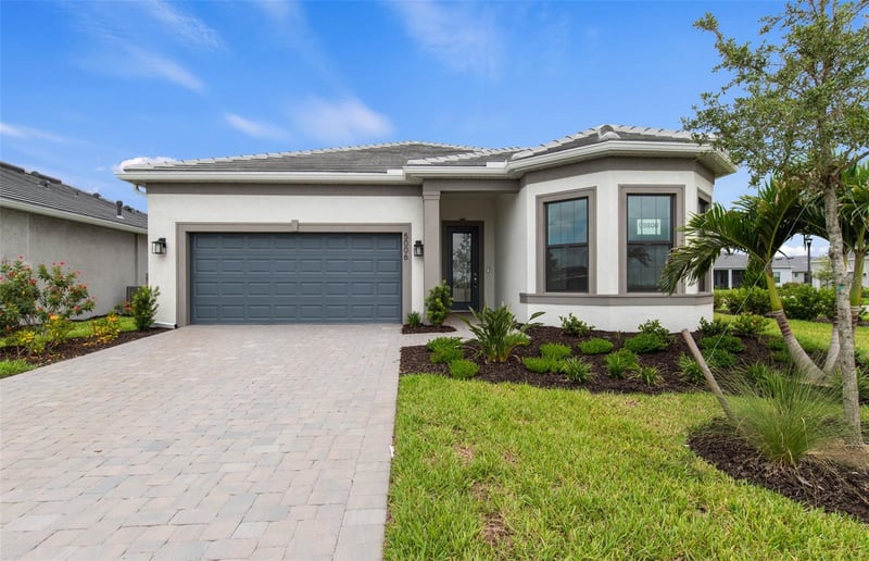 5006 Golden Shore Ct, Lakewood Ranch, FL 34211