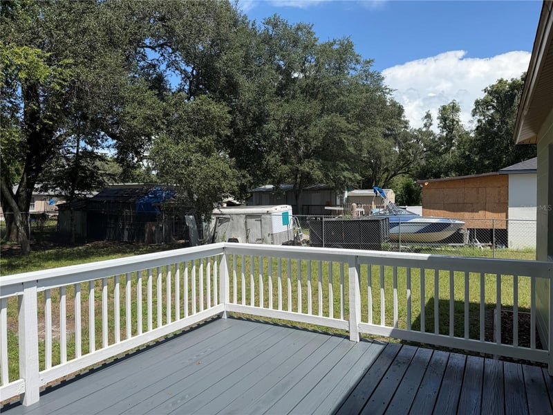 21015 Market St, Dade City, FL 33523