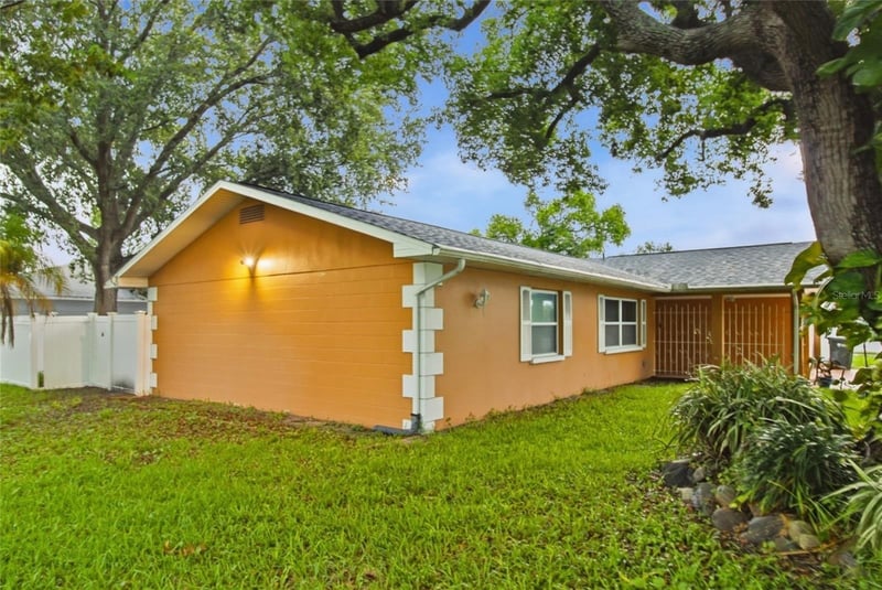 11351 130th Ave, Largo, FL 33778