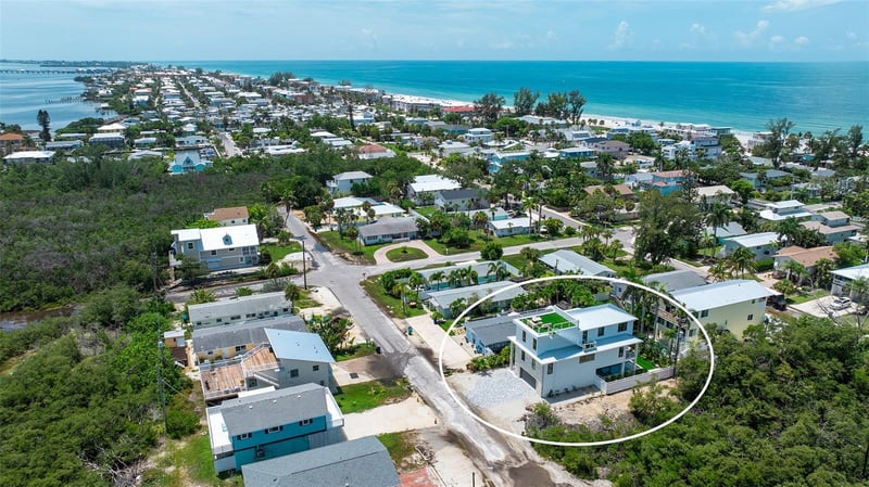 2908 Avenue B, Bradenton Beach, FL 34217