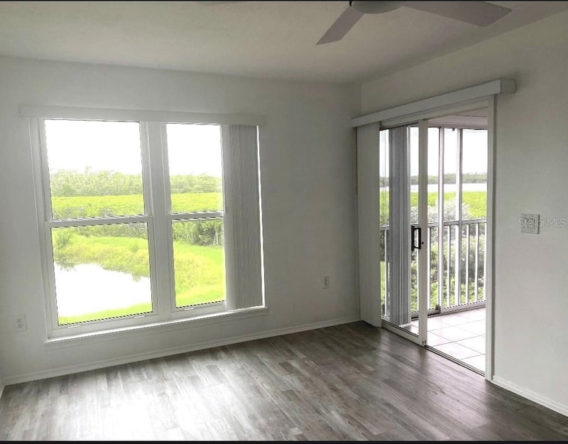 957 Sandpiper Cir, Bradenton, FL 34209